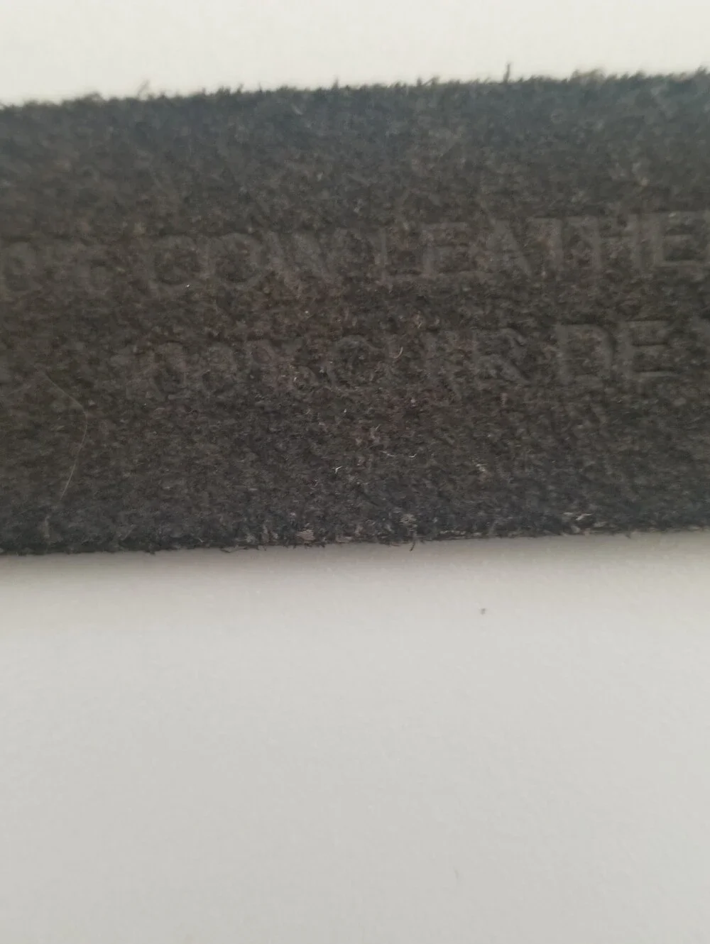 Urban Outfitters Black Genuine Leather Triple Keeper Belt Size M